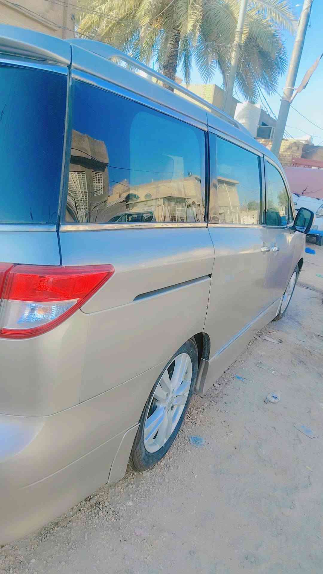 السلام عليكم نيسان كويست 7راكب موديل 12 فول مواصفات السعر 80 وبيه مجال ***********
