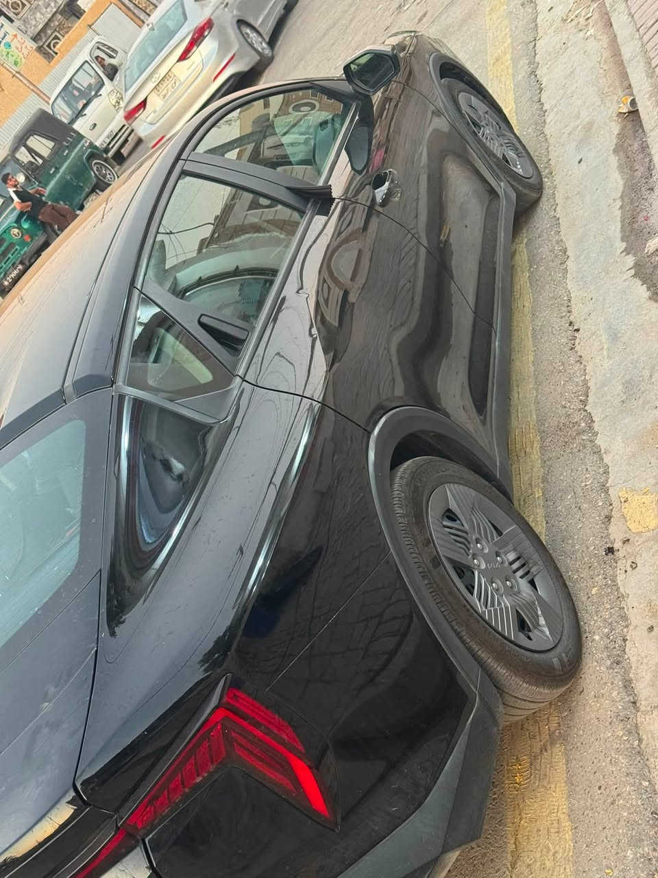 K4 2025
ماشيه ١٢الف كم السيارة جديدة ومابيها نفص أي شي

مواصفات بصمه تشغيل عند بعد رادارات تواقف ذاتي

رقم بغداد حرة تحويل مباشر 

صور الحادث موضح بالمنشور وسونار ايضاً موجود بالمنشور

السعر المطلوب ١٦٦$

***********

مكان السيارة بسماية
ملاحظة بيع فقط

