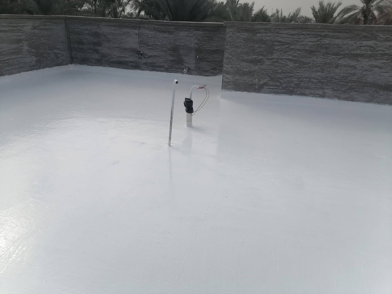 تجهيز سطوح بعمل الماده العازله عن تسرب الماء و الرطوبه وعازل للحراره قبل بدايه الشتاء 
شغل ضمان للتواصل ***********   أو خاص
