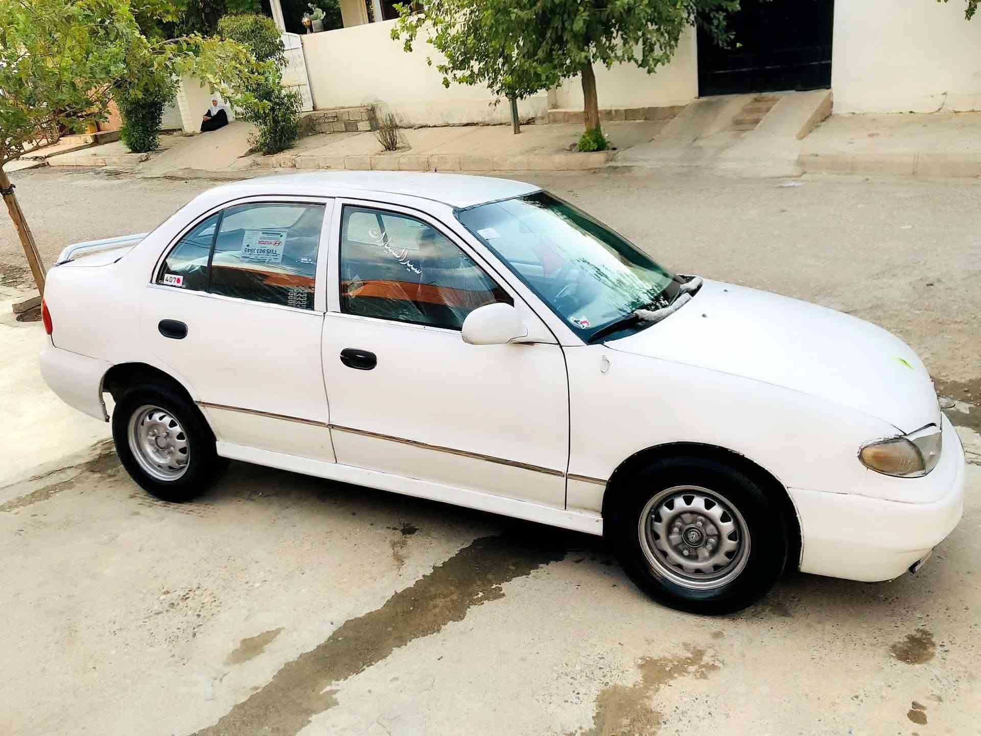هۆندای ئێکسڵ ئارمی بلاستیکی سلێمانی بەشەرت + گێر و مەکینەی بیلادی خۆی + فەل بەخاخ + پاوەر + جام کارەبای  قوفل مەرکەزی کۆنترۆڵ + سنوق مەرکەزی + گێجەکانی گشتی عیش دەکات گەرمی مەزبوتە لایت و جواری و سەکن گڵۆبی ناو گێجی گشتی عیش دەکات 
دەعم و لێدراوی نیه بۆیاخ و هەیکەلی زۆر جوانە + ناو ناو دەشبوڵی جوانه 
سەیارەیە کی زۆر تون تۆڵ 
مۆدێلی 1994 سعری 16 گەڵا 
ژمارەی تەلەفوون (***********)
ژمارەی تەلەفوون (***********)
