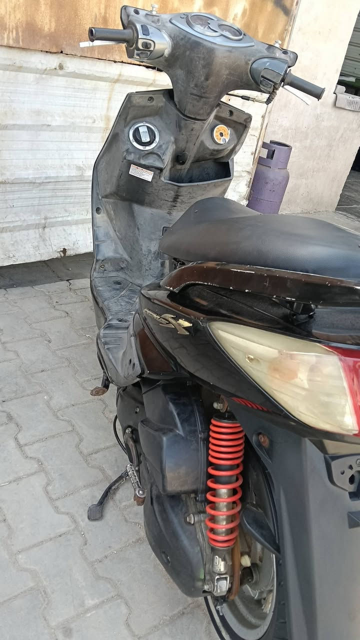 سكنس فحل • ياباني • كابريتر