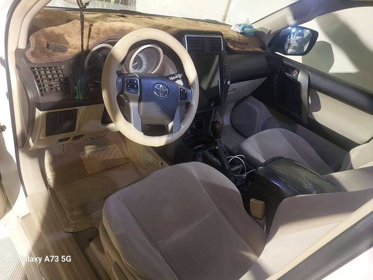 تحيه طيبه
للبيع برادو 2013 مكينه 2700 /4 سلندر سوبر سيسي
مكينه كير اكسل حداديه على وضع الشركه كفاله بس شويه صبغ بين الباب والجاملق الخلفي
ماشيه 179 تبريد 3 قطع سبعه راكب ثلاجه 
سبير ما نازل بيع او مراوس حسب القناعه
السعر ٢٠٠ وبي مجال     مكان السياره ميسان 
لاستفسار  ***********
