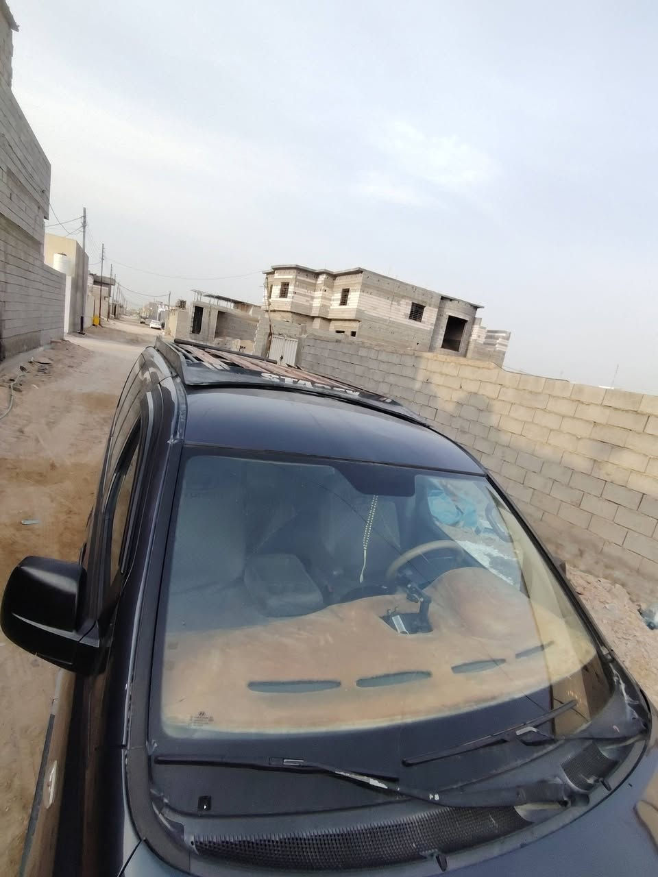 سلام عليكم ستاركس اسودكحلي دبلوفول مديل 17رقم بصره بيهه 4اصابع باردمدكركدام البنيد  سعر220 بيهه مجال قليل ***********بيهه طخات موضحهن بل مقطع باقي شوف العين تعال ودلل
