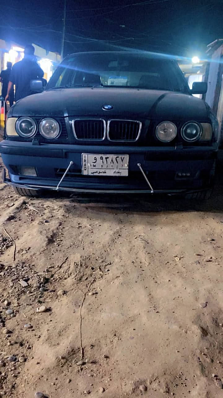 سلام عليكم سياره للبيع بي ام 535تحكم كشنات فتحه سقف وكفه يرادلها سجه محرك وكير فول شلعه معدل حداديه سياره نضيفه ارقام جديده انكليزي سنويه بسمي تحويل ثاني يوم اي غرمات ما عليها سنويتها تسقط2027مكاني بغداد ابوغريب رقم***********

نص مكتوب في الصور:
- ١٠:١٣ م