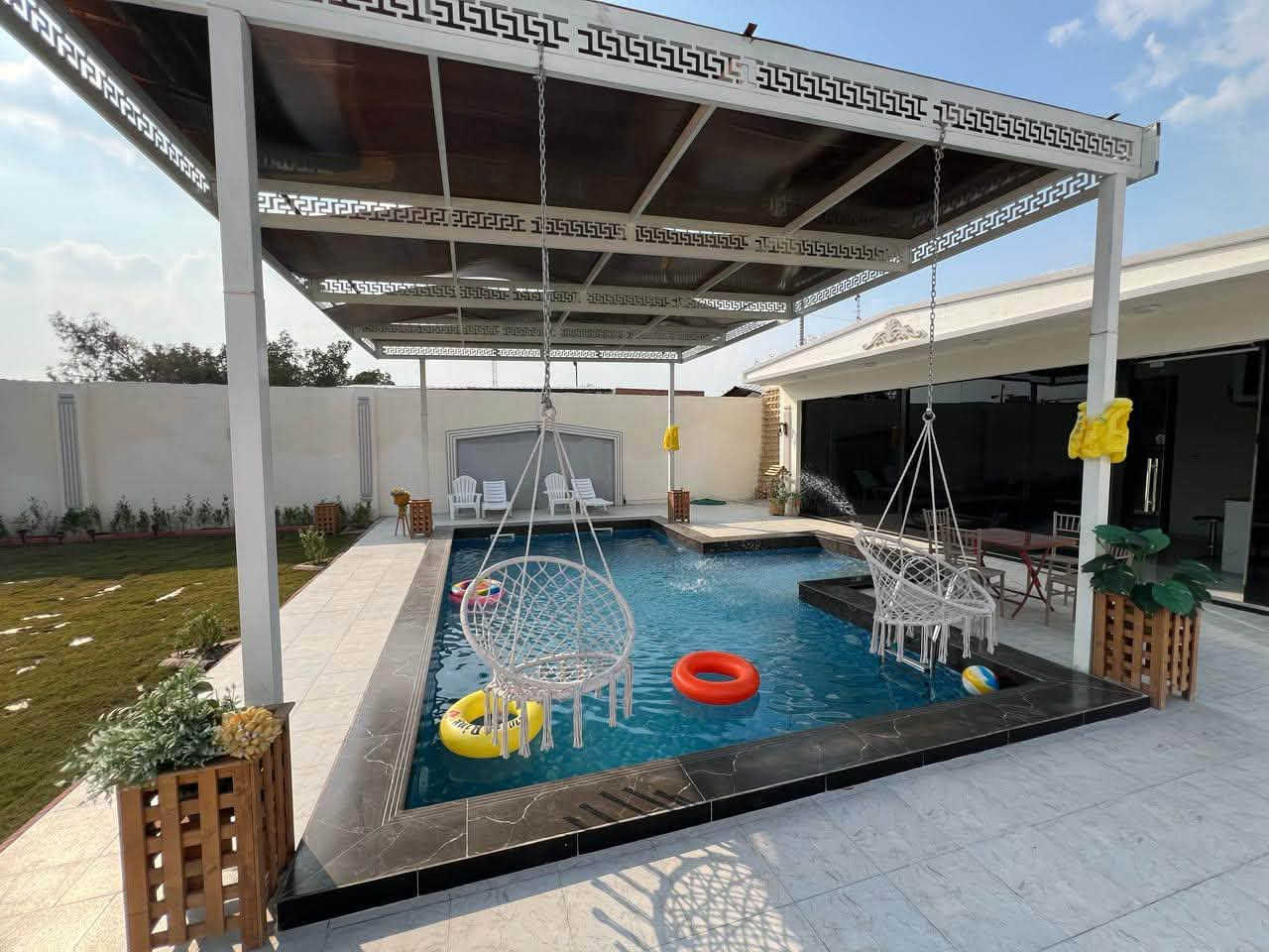 مزرعة للإيجار اليومي 🏡🌳
📍 الموقع: بغداد –حي صدام 

✔️ أجواء هادئة ومناسبة للعوائل

✔️ مساحة واسعة وخدمات متوفرة
 

✔️ مثالية للراحة والونسة

📌 للحجز والاستفسار يرجى الاتصال أو المراسلة على واتساب: 

 📞 ***********

 موثق في تطبيق اجرلي لسياحة المزارع في العراق 🇮🇶
