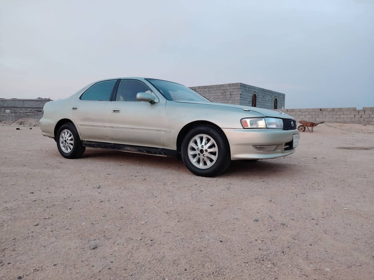 سلام عليكم كرسته للبيع بيه كص قماره فقط سياره جاهز
 
مكفوله من الكصه ثانيه ونغل والصوليات حداديه تخم تاير              دواخل حلو ملاكه موجود رقم ذي قار مكينه ونجي  بيه ضعف 
   
      سعر ٤٢ بيها مجال مكاني البصره زبير مراوس وانطي     فرق عادي
   

             تليفون *********** تصل ودلل
