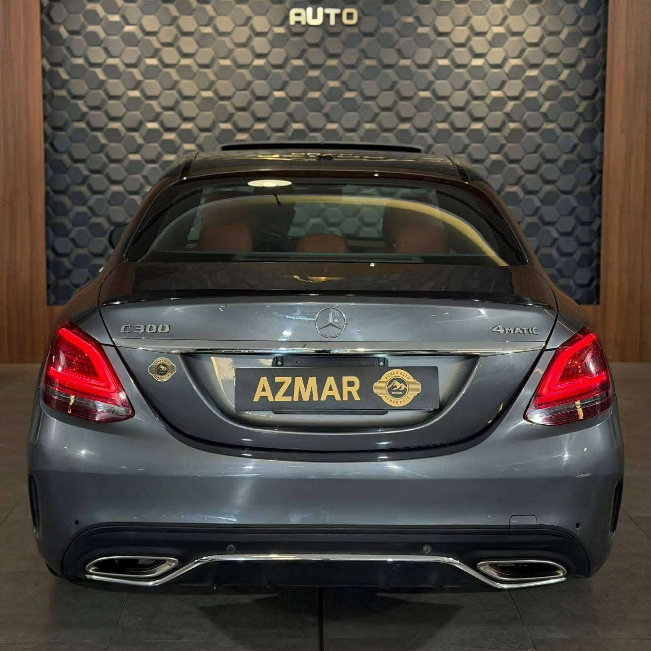 Mercedes benz C300🇩🇪
سعر مميز : 245$ ورقة
موديل : 2020
داخل احمر و سماعات برومستر

سلايد 
ماوس
 داخل 64 لون متغير
كشنات كهرباء (3 وضعيات تحكم) 
بك لايت لد  
لايتات زينون (داينمك) 
بصمة تشغيل 
رادار امامي
رادار خلفي
نقطة عمياء
كامرة خلفية دوارة 
داخل جلد احمر (اصل) 
‎شاشة كار بلي 
سستم سماعات برايمستر
ثيمات amg
شاشة ترحيب amg

كير و محرك كلها بشرط بدون فتح و اي خلل

سعر : ٢٤٥$ ورقة
للاستفسار : ***********
العنوان: السليمانية المعارض الجديدة شركة ازمر اوتو معرض رقم ٣٤
