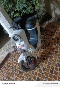 دراجة كهربائية • ناقصة بطاريتين • بعقوبه