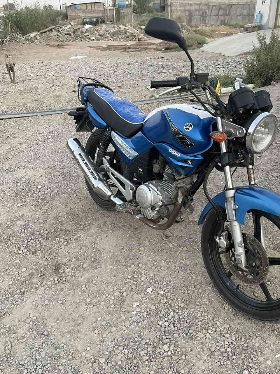 سلام عليكم  دراجه ياماها كير محرك125c دراجه موديل٢١ لا تبخير ولا شي نضيفه صوتها ناعم  بس قبل كم يوم بدلت كلجات وكهربائياتها كلها كامله كلوب عالي ناصي  الشاير و بريك امامي وخلفي يشتغل غلوب  جديده. مكاني ديالى شهربان سعرها ٧٢٥ الف رقمي واساب او تصال ***********
