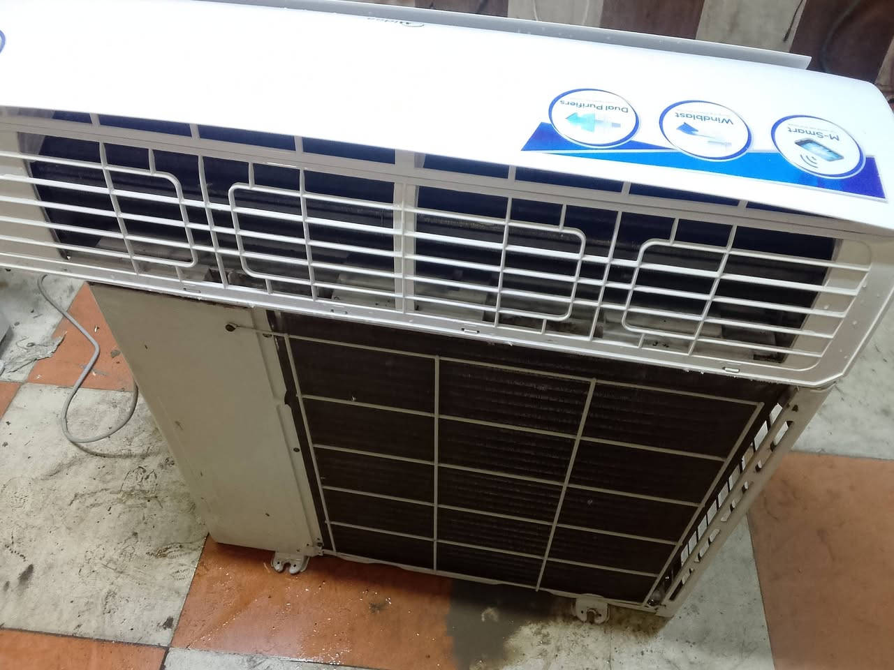 طن ونص شرط الفحص وتبريد اخو الجديد سعر 350 قفل قفل اتصل ***********
