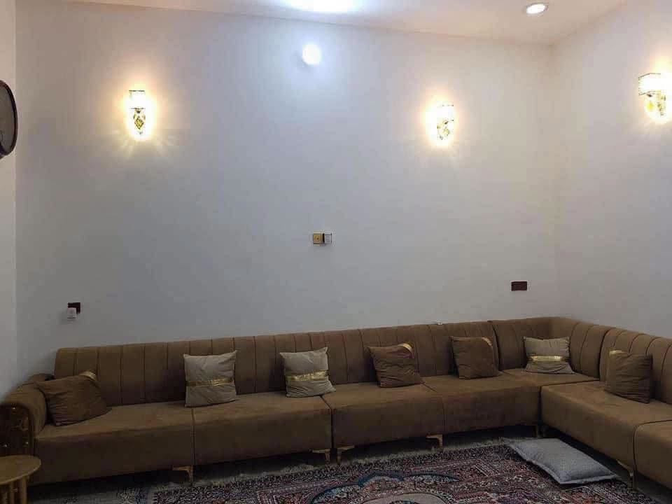 #دار_للايــــجــــار –📍 الموقع: ام الخيل الثالثه مساحة 100متر مربع 10*10 
-الطابق الأول :- صاله واستقبال ومطبخ وصحيات داخليه وخارجية وطارمه..
-الطابق الثاني:- غرفتين وصاله وصحيات..
الطابق الثالث:- صاله وسطح 
———————————-

—————————-
#متابعة_الصفحة
#نستقبل_جميع_عروضكم
———————————————————
🔺#للاستفسار الاتصال على ***********
او زيارة مكتبنا الكائن في حي المعلمين 
نزلة فلافل تشرين مكتب الماس للعقار
