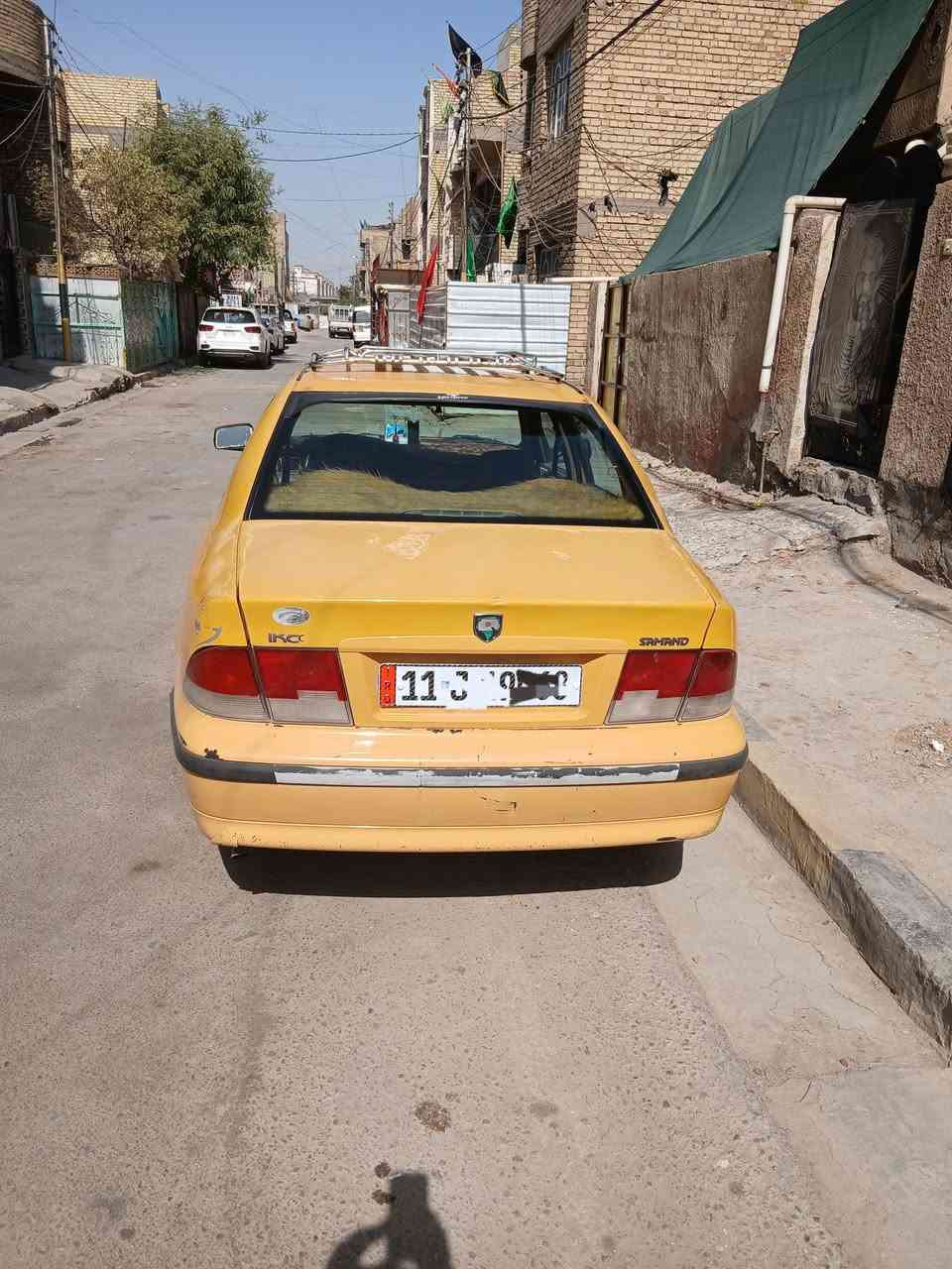 سلام عليكم سيارة سمند موديل 2010 باسمي رقم دولي بغداد مصفرة هيئة وغرامات بيهه نقص مكنيه بيه تباخبر سعر 25ورقه وبيه مجال تصال ع رقم. /***********/مكان سياره بغداد
