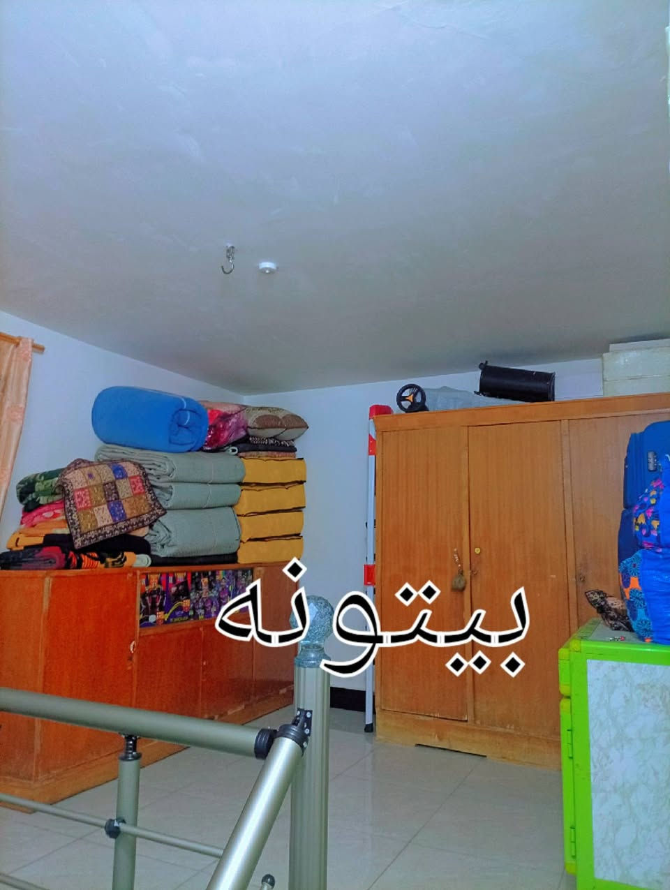 السلام عليكم الدار للبيع بالرضويه الخامسه مساحه البيت 100متر تفاصيل معروضه  بالصور التواصل ع هاذا الرقم ***********
