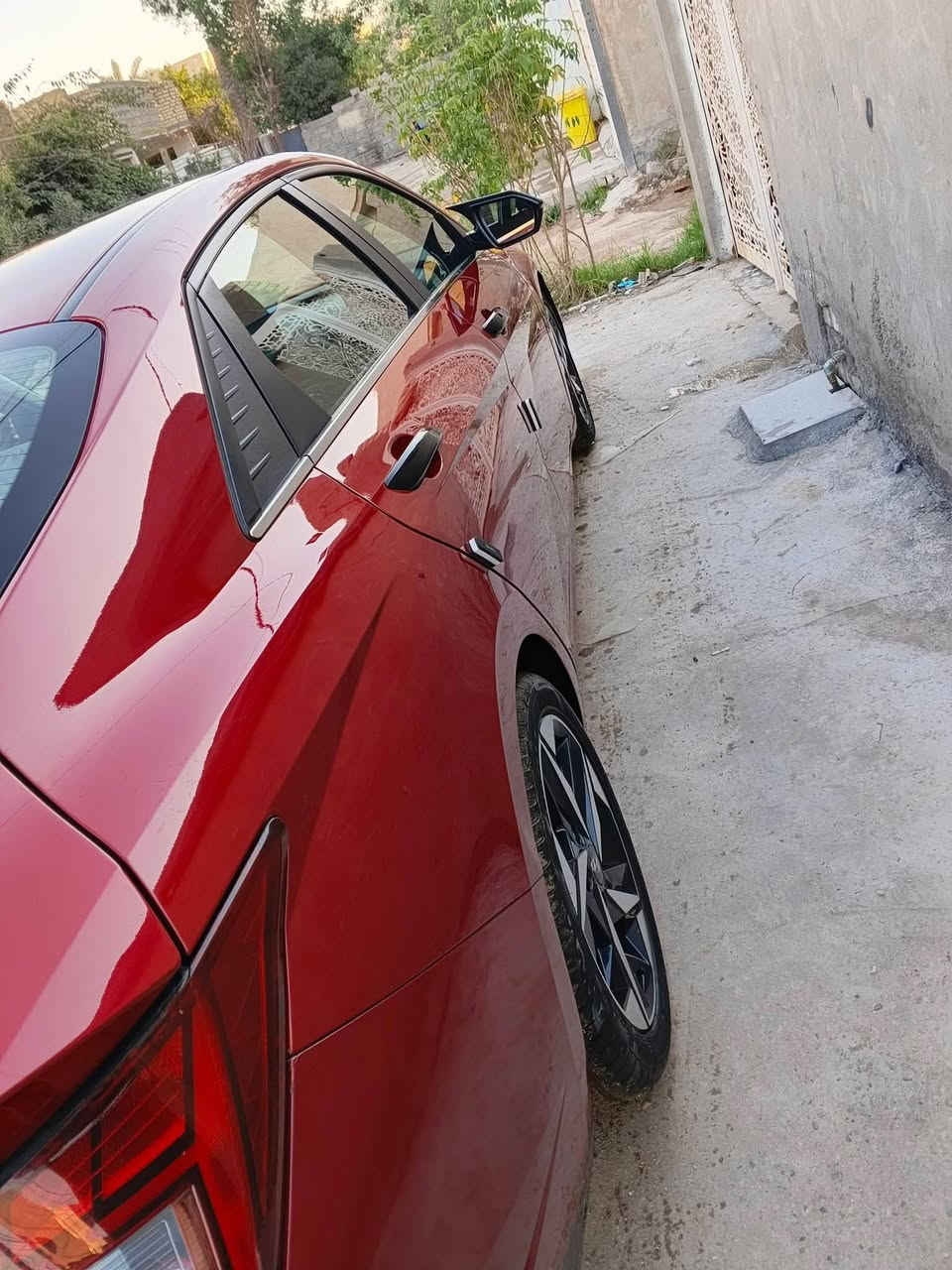 النتره 2021 فول مواصفات
بصمه
فتحة
تحكمات قياده فول آخر حبايه
محرك 2000 دوش
رقم بغداد بسمي
سعر 133 وبيها مجال
***********
حادثها خلفي فقط قبق جنطة مصبوغه والباقي كفاله عامه حتى من شخط صور حادث موجوده بلمنشور

