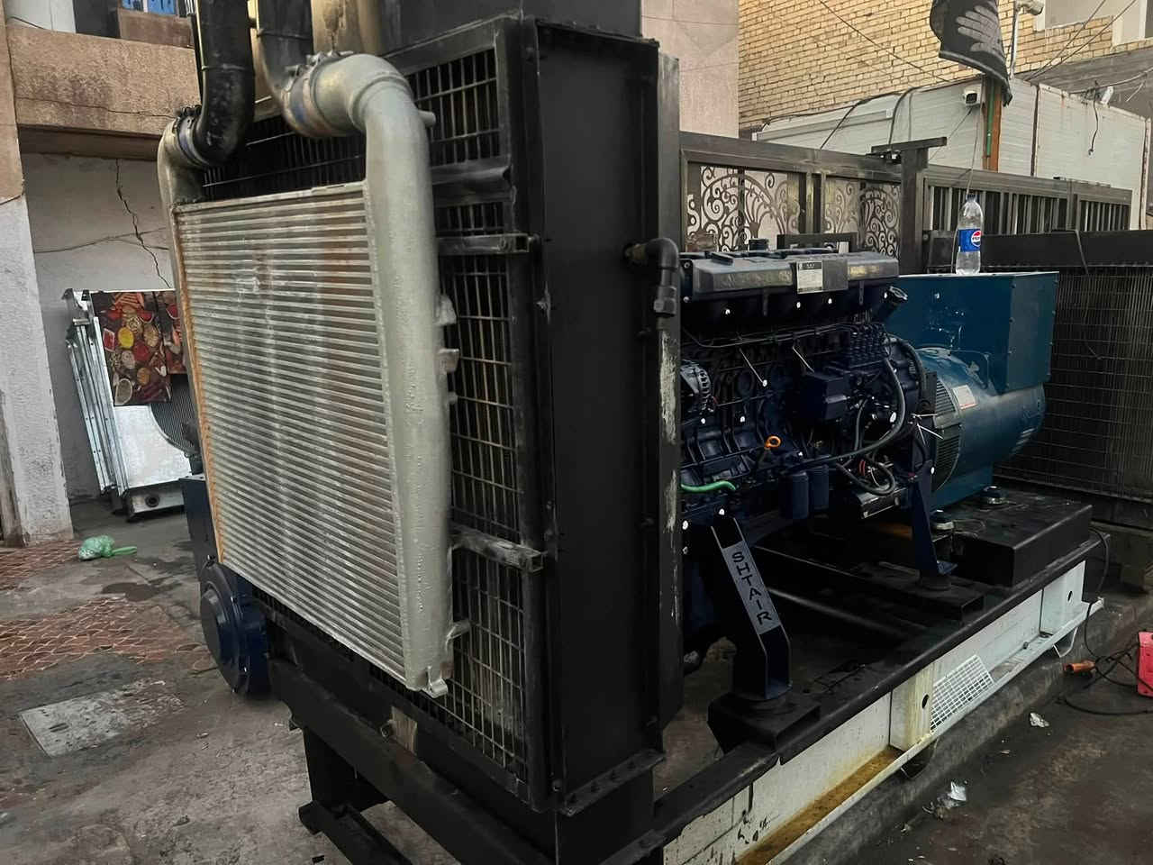مولدات شتايرات عدد2
وحدة سيت بلادي توليد 300kva بخار بدون صرف 
الثانيه توليد 250kva بيها بخار للبيع ***********
