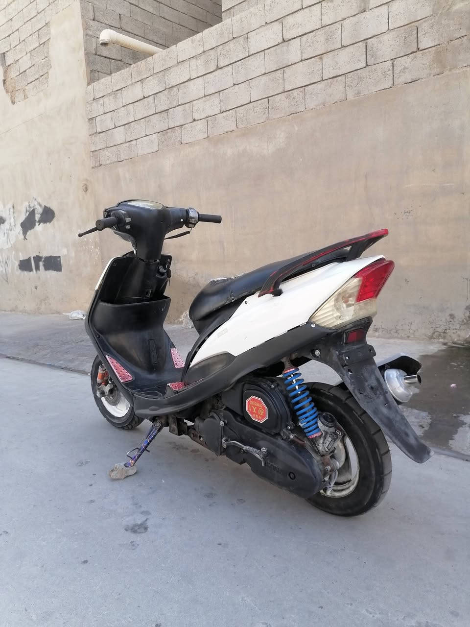سلام عليكم ماكس عدله البيع نضيفه كهربايات شقاله تايرات جديده وياله بلادي بوشه 55كلجات رياضي شلعه ومعدل فول صالنصه رياضي أف ام السعر 525 وبي مجال الشراي يخابر***********
