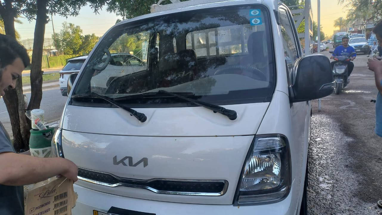 سلام عليكم السيارة كيا عموشة موديل 24
كير ومكينه مكفول 

سنوية جديدة 

تحويل ثاني يوم 

السعر شدة و 45 ورقه وبيها مجال 

تبريد خير من الله بارد 
بس هاي الشخطة بيها

رقمي بي واتساب 

‏‪***********‬‏
