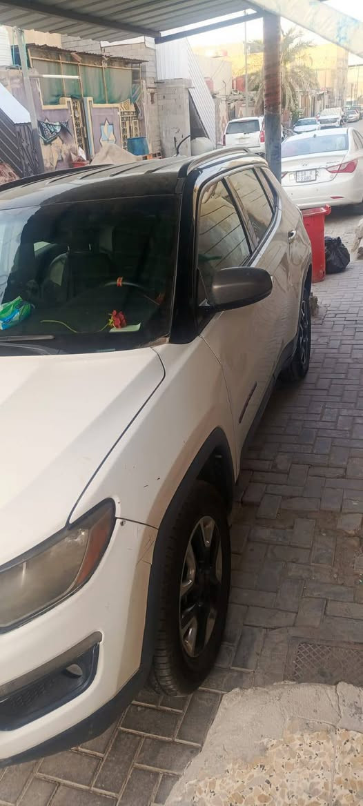 جيب كومباس 2019 وارد امريكي ضربتها جاملغ ايسر مبدل ومصبوغ والبنيد فقط بدون ضرر داخلي .. فول مواصفات ماعدا البانوراما
السعر 115 وبي مجال قليل للشراي / بيع مستعجل
رقمها بصرة بأسمي تحويل مباشر
***********
جيب كومباس 2019 وارد امريكي ضربتها جاملغ ايسر مبدل ومصبوغ والبنيد فقط بدون ضرر داخلي .. فول مواصفات

