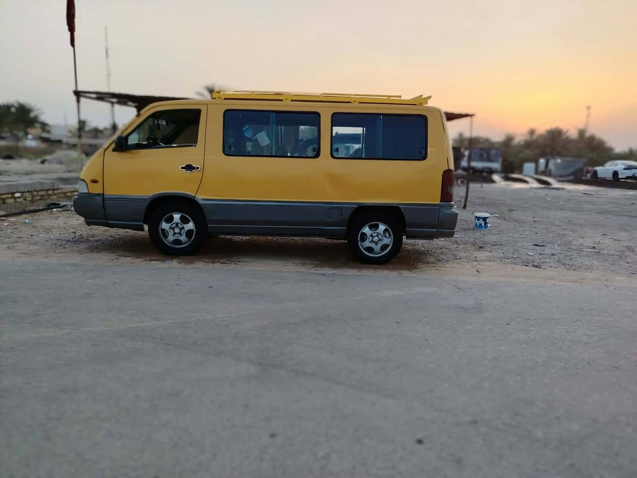 سلام عليكم ستانه 2000جاهزه من كلشي مكينه وكير وحداديه تخم تاير مصفره هيه ومرور ب40وبيه مجال خاص موجود ***********بابل القاسم @
