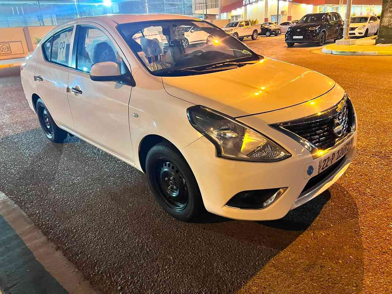 نيسان صني هندي بليته زركه مديل2024 سعر 120 بيه مجال حك الجيه سياره كفاله عامه عده بارد باب السايق باقي كفاله شرط الفحص ماشيه 24 الف سياره على  وضع الشركه  مكاني بصره *********** بسم شركه تحويل وكاله كلشي موجود بسم شركه عبد الكريم شيخاني ماخذينه من معرض لولؤه الاعتماد زيرو
