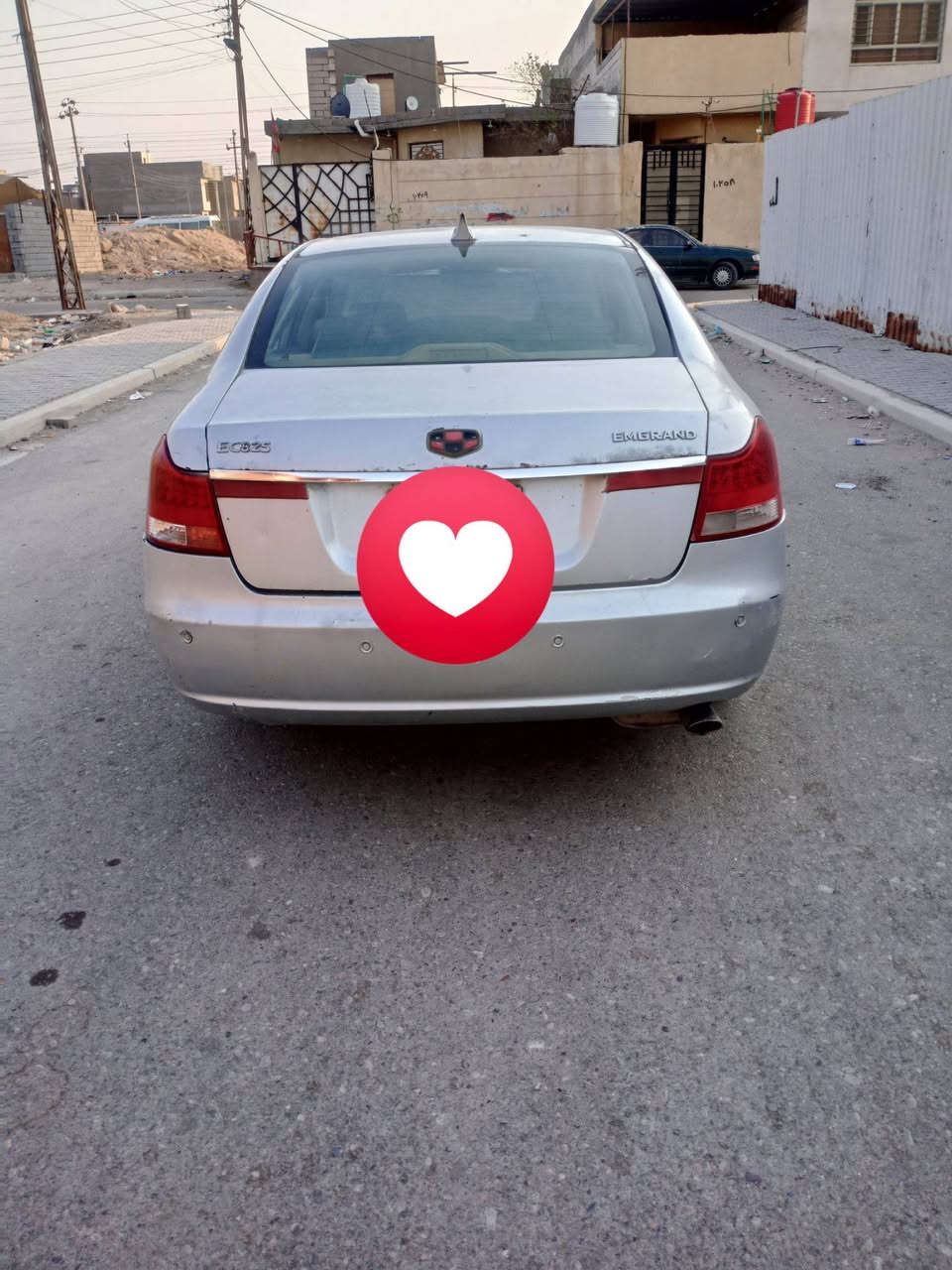 السلام عليكم سياره ام اكراند  C8الجم الكبير تبريد شغال راعيهه في البصره موجود رقم المثنى سنويه ل 2029السايره تحتاج حداده السعر 35وبيهه مجال بسيط او مراوس بسياره حسب القناعه رقم المبايل ***********

