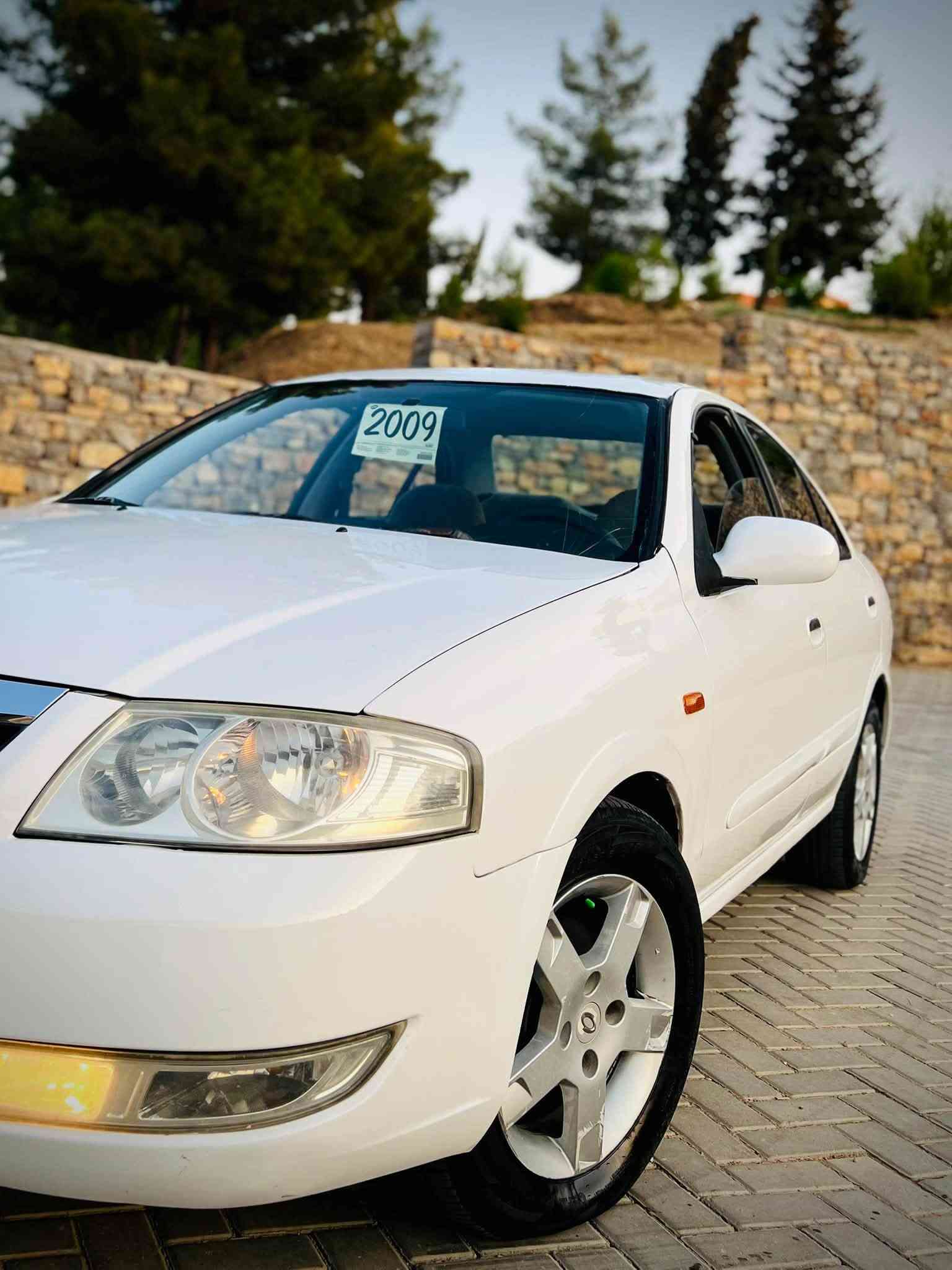 سەنی سامسۆنگ براوە 
مۆدێل ٢٠٠٩
ئاوێنە شەفتو کارەبای چوار جام کارەبا
کامل ئەشیای سنوقی لەگەلە 
برێک و سارد و گەرمی مەزبەتە
ABS بەستراوە
ئێرباگی سیستمە کراوە
بەرگی کوشن گاعی و بەر قاچ و بەرگی سوکانی تێگیراوە
کامل مەسروف کراوە تەقە و رەقەی نیە مەسروفی نیە
گێر و مەکینە و دەعم و لێدران بە شەرت
هەیکەلی زۆر زۆر جوان چال و شوختی نیە
سەقفی پەمپ کراوە لەسەر شوخت

 نرخی٤٨  گەلا مەجالێکی کەم
موشتەریت تەلەفون کە جوابی نامە نادەمەوە.

***********
