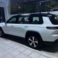 جراند شيروكي ٣.٦ • ٢٠٢٢ • العامرية