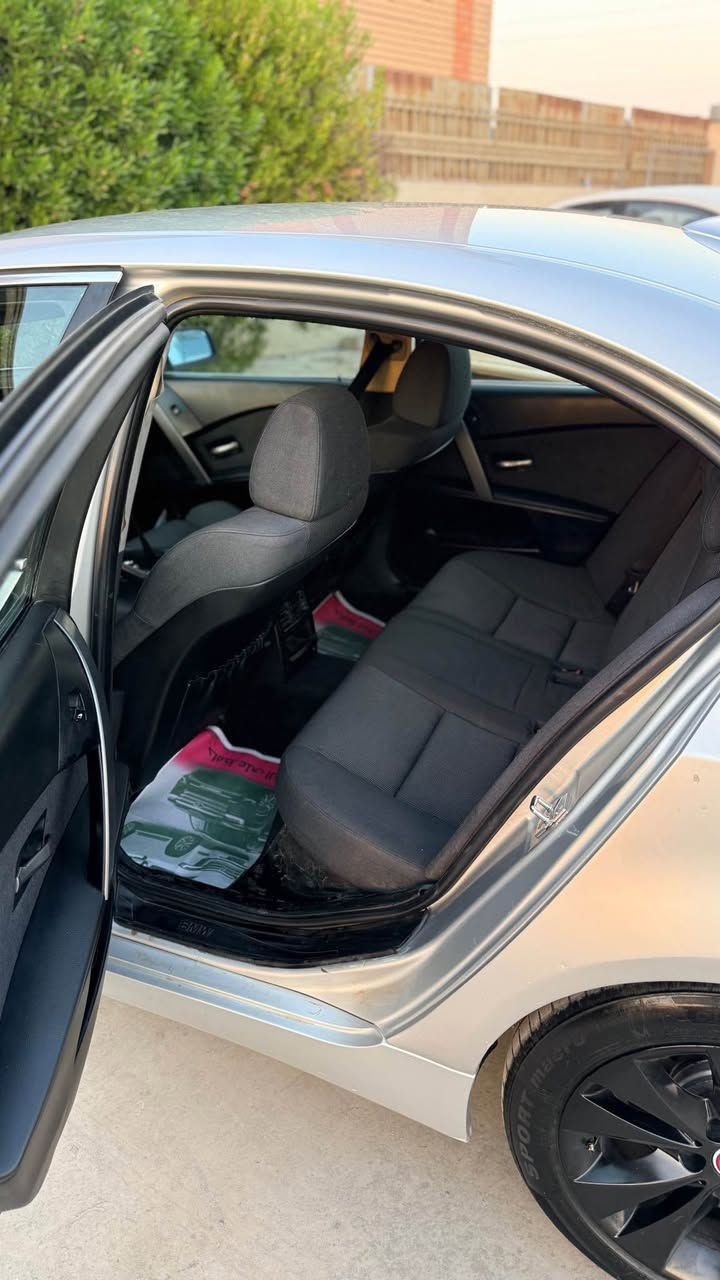 بي ام دبليو E60 • ٥٢٥i • ٢٠٠٤