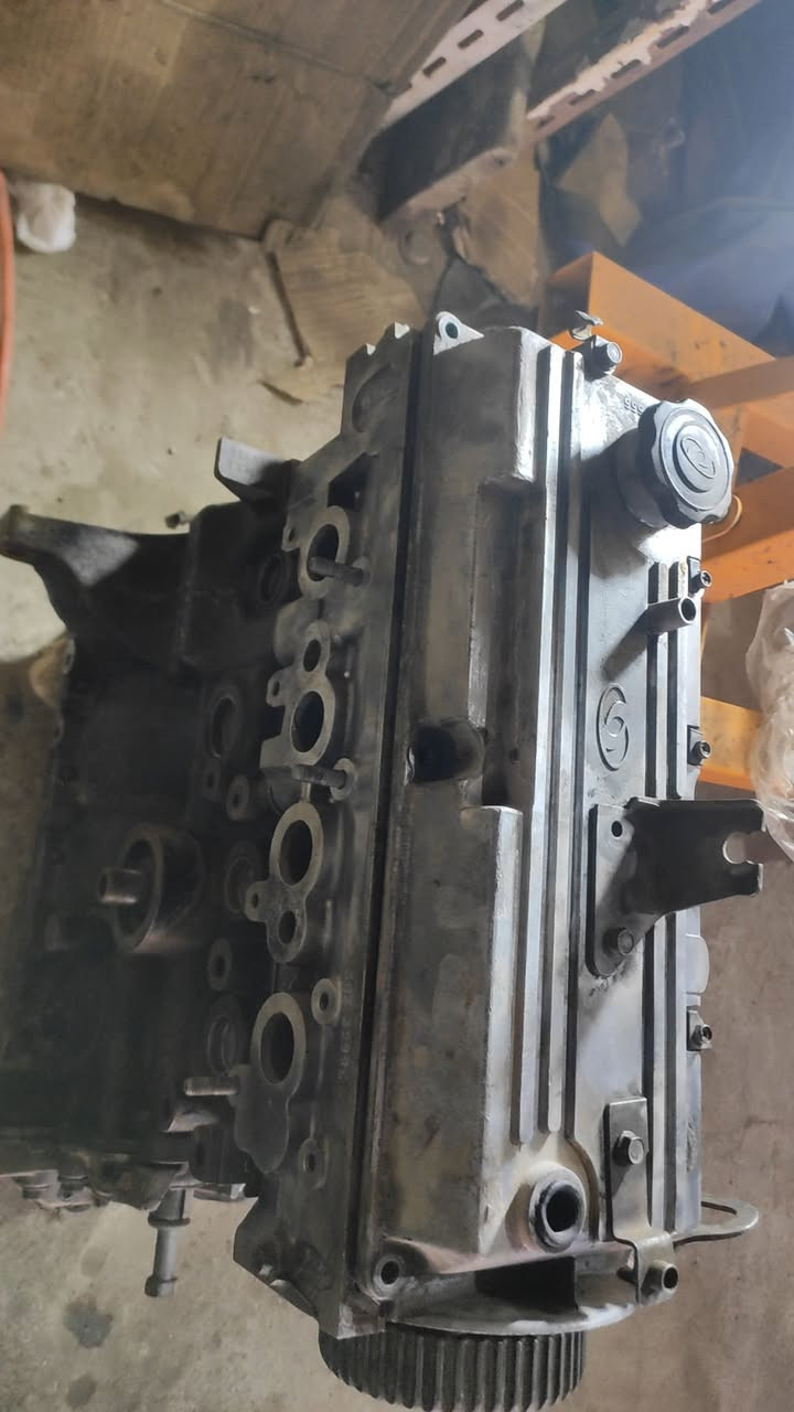 طابوكه سايبه
تجفيت عام ومواد اصليه كور مال حاويه ضمان 10 ايام 
سعره 425.
وي القديمه 375
 نجف حي الصناعي 
 ***********
