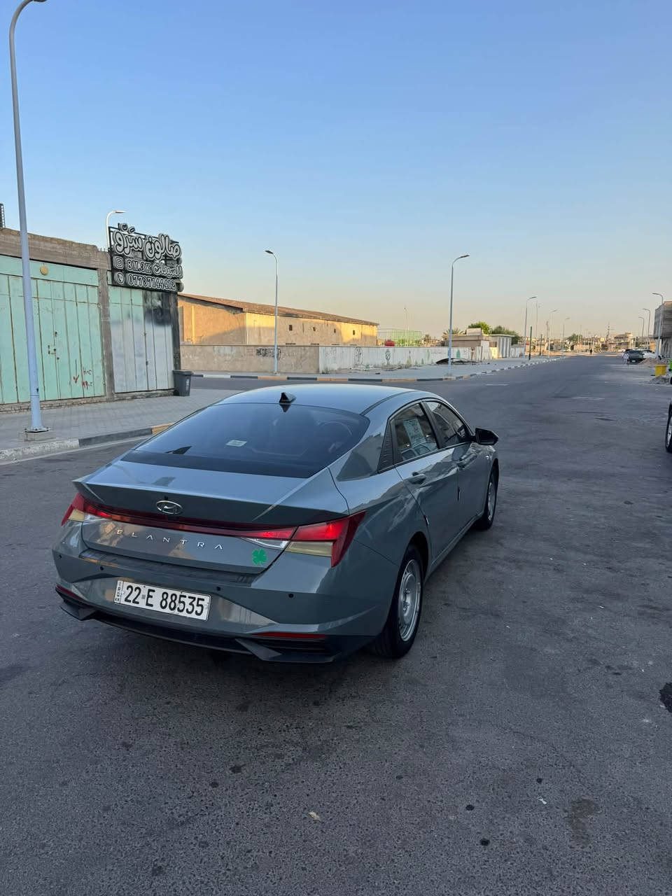 السلام عليكم الانتره مديل 2022 خليجي محرك 1600 ماشيه 105 الف بيه كلير بالجاملغ الخلفي والباب الخلفي وربع الجاملغ الأمامي  وسوناره وياه الصور سنويه لل2028 تريد وكاله لو تحويل 
 السعر 138 وبيه مجال العنوان البصره
 الزبير
+964 773 814 1065
***********
