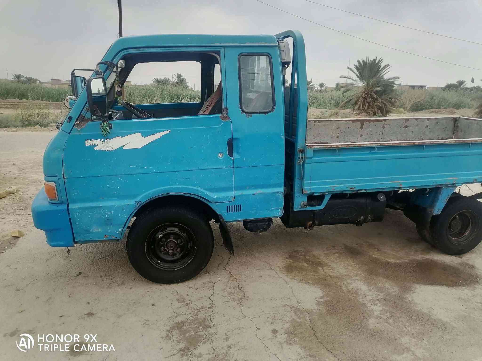 السلام عليكم  كيا حمل موديل 95سياره جاهزة تخم تاير حدايه شاصي ورقم شاصي مكفول واضح سياره جاهزة  وبسمي سنويه جديدة تحويل مباشر ***********. السعر 43وبيه مجال قليل

نص مكتوب في الصور:
- AI HONOR 9X TRIPLE CAMERA
- HONOR 9X TRIPLE CAMERA
- HONOR 9X
- TRIPLE CAMERA