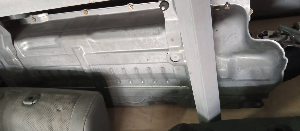 السلام عليكم تفصيخ رافور هايبرد رافور بانزين هايلندر كراند هايلندر *********** كورك ***********
