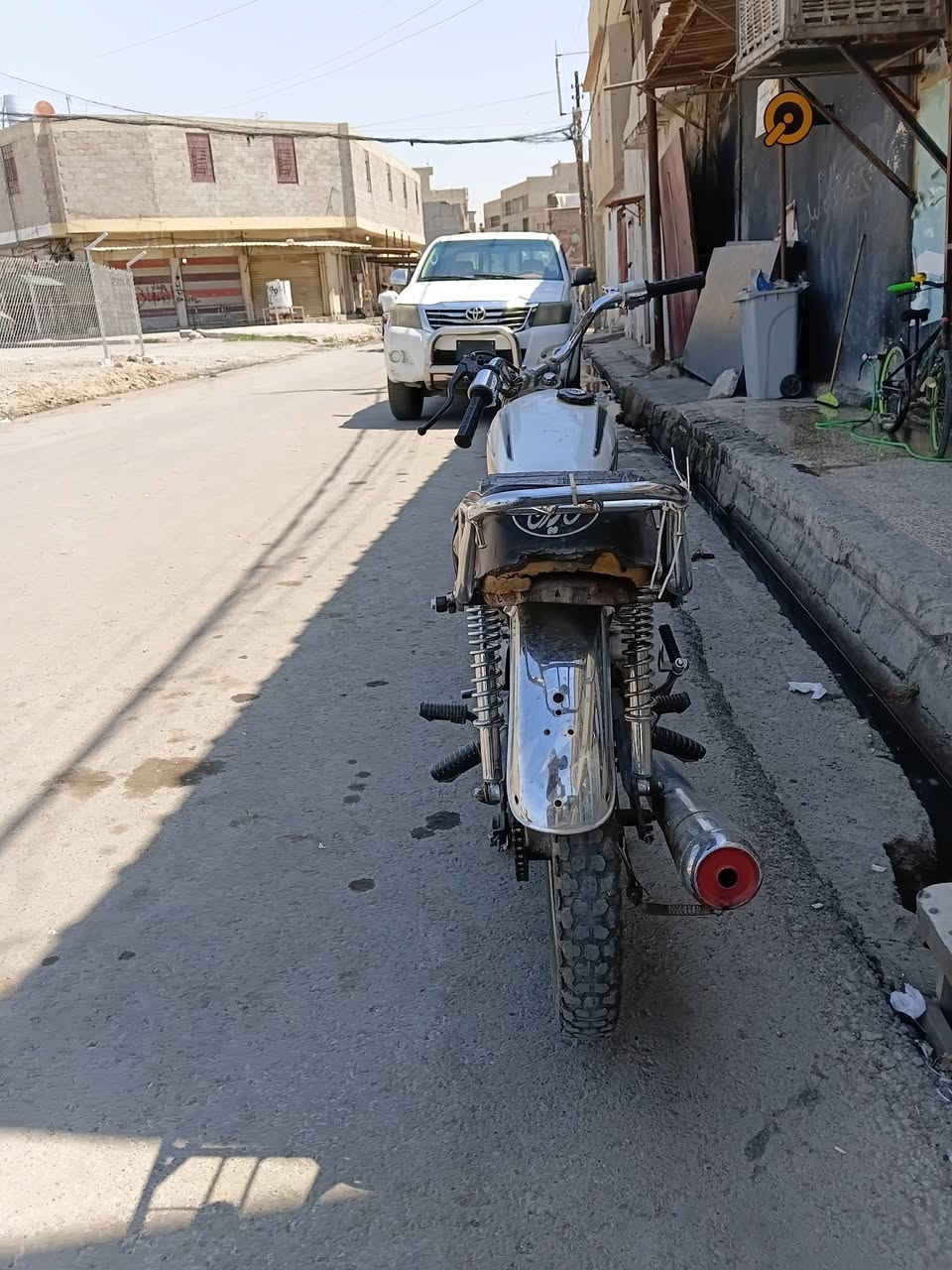 السلام عليكم عيني ماطور للبيع مكينه شرط نص هندر يشتغل ماطور يحتاجلو شغلات بسيطه بسيطه مكاني موصل ايمن سعرو٢٧٥وبي مجال حك جيتك موشراي لاتعبني تواصل خاص او على هذا الرقم***********
