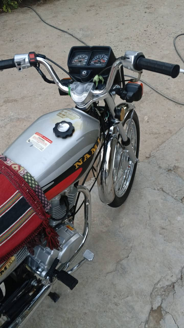 سلام عليكم  للبيع 🔥نامه متياز موديل 26 🌹كفاله عامه لون مميز سلفري😎دراجه بحالت وكاله ربع مذب عليه شيال ربع 😍سويج شلامجه، 3 احرف دراجه جيس مكاني بابل سده الهنديه ***********
