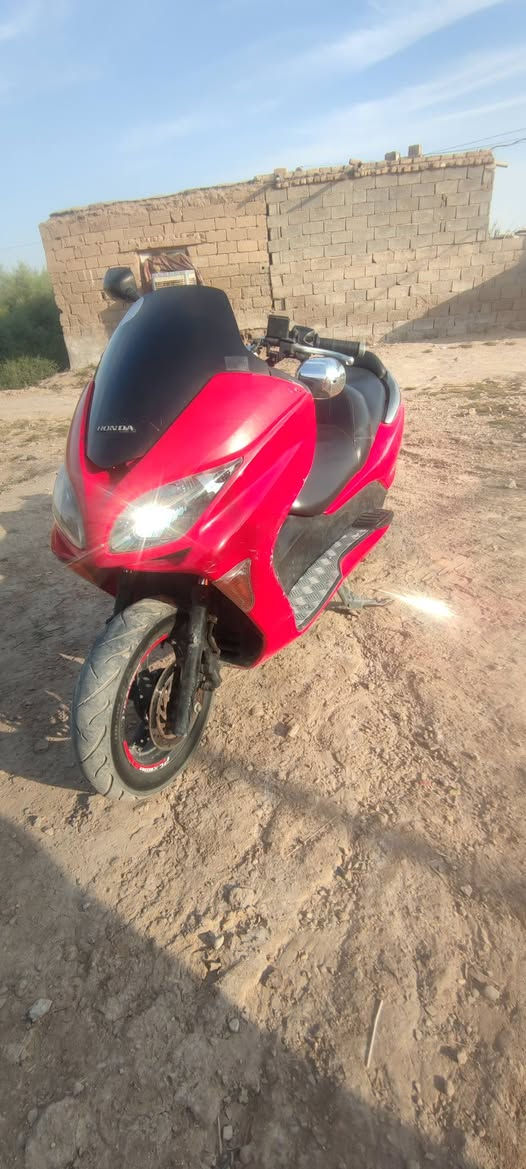 للبيع فورزه 08 نقص جاملغ امامي فقط دراجه شغاله نكره سلف كهربائيات كلها شغاله السعر 550 مكاني كوت الشراي يراسلني وبي خير ويدلل
