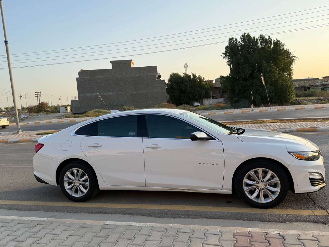 ماليبو دهل اوران, واسط
