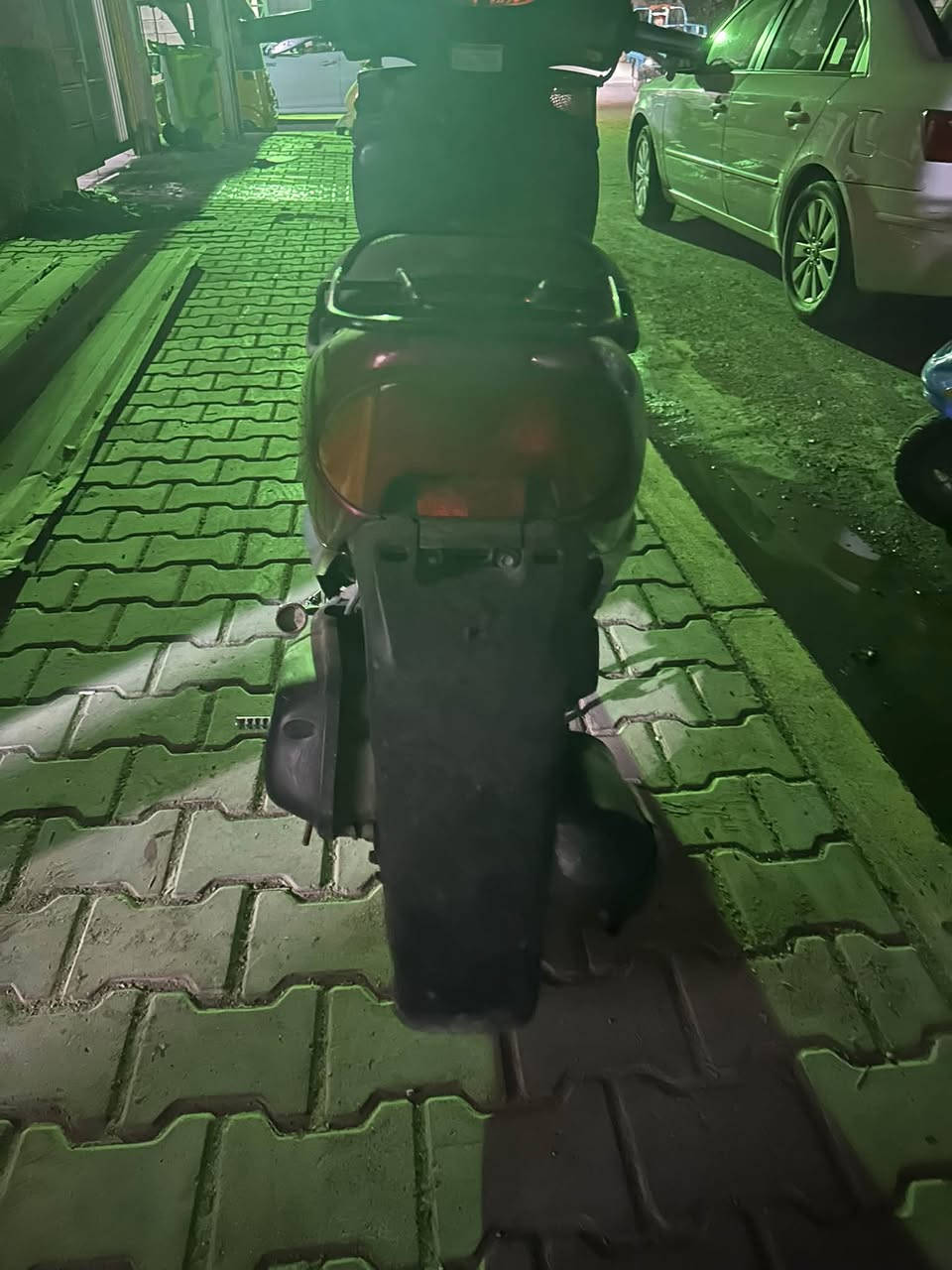 دراجه ٦٠ خير من الله كهربائيات مامله سلف و هندر من اول نكره السعر ٢٥٠ الف و بيها مجال بسيط مكاني بعقوبه التحرير قرب مستشفى الحيات الاستفسار على الرقم ***********
