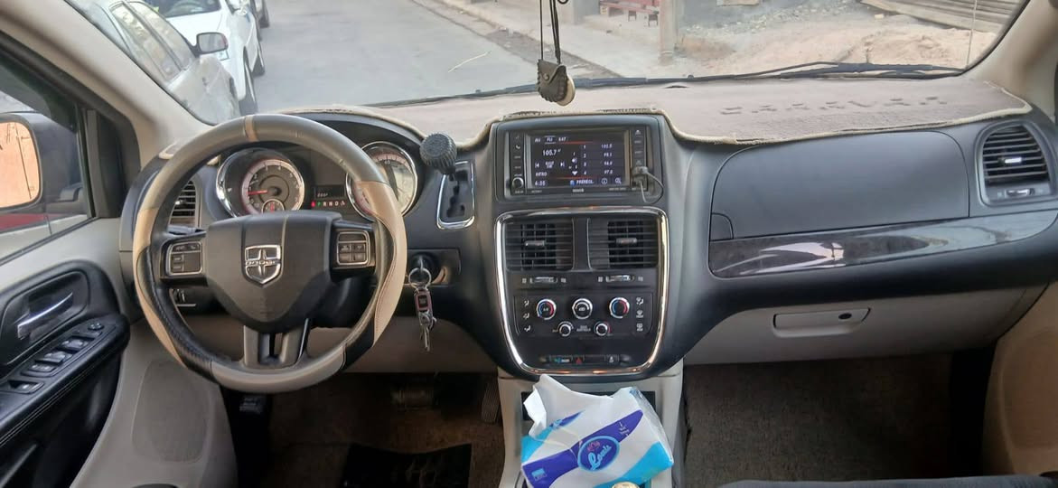 موديل 2019 محرك 3600 سته سلندر مكفول وكير مكفول تخم تاير بحاله جيده حداديه وصدر بحاله جيده السياره كامله من كلشي بيهه ٣ قطع صبغ بدون اريباك مكاني بغداد الدورة 

***********
