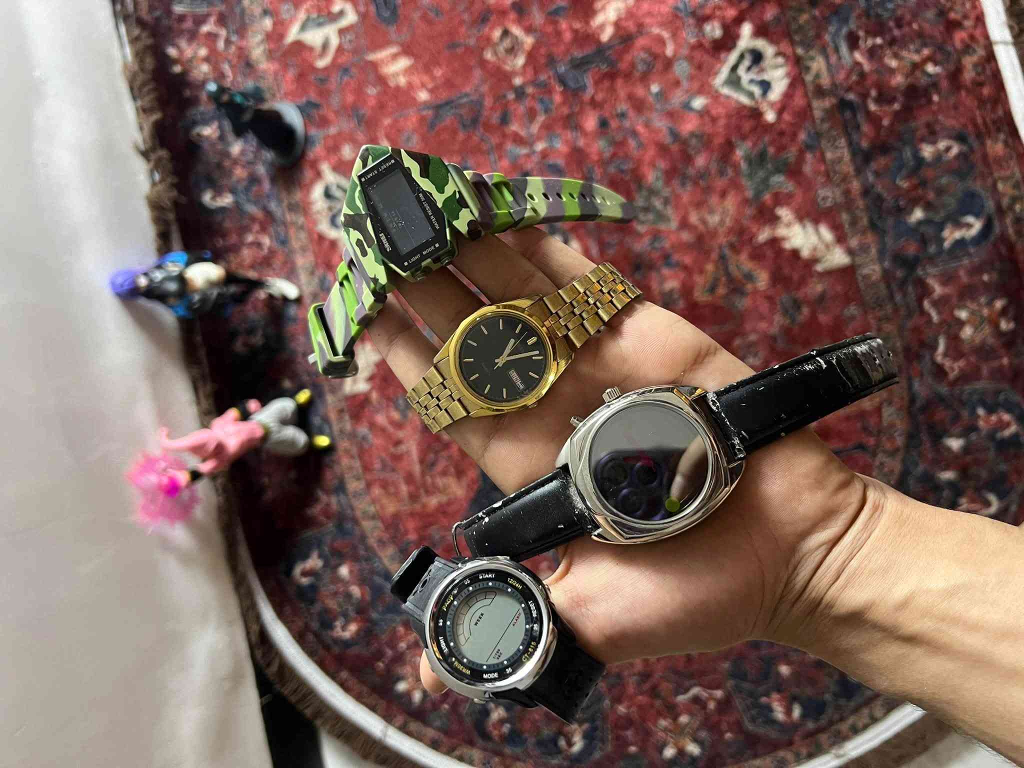ساعة • أصلية