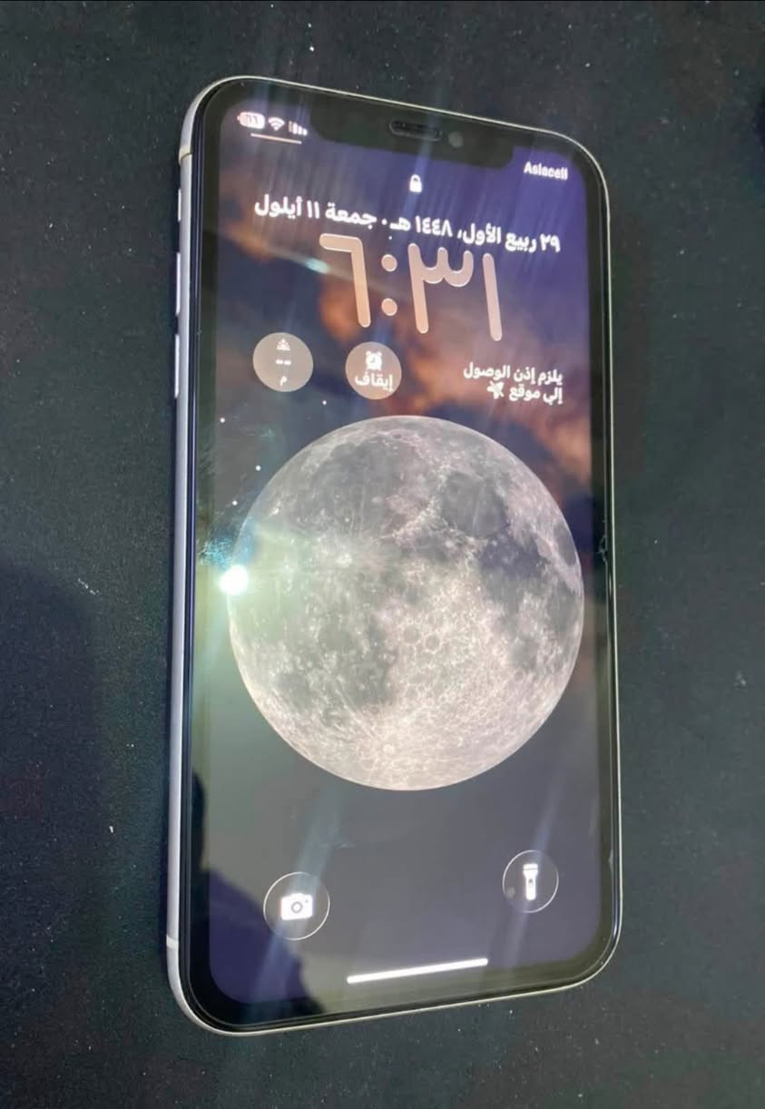 سلام عليكم متوفر 11 عادي
للبيع الجهاز مبدل 

شاشه فقط فيس 

ايدي شغال بطاريه 74

ذاكره 128 دبل سيم السعر
 
230 بي مجال بصيط الشراي

 ينتصل ***********

 الموشراي لا يكسر بحاجت غيرو
