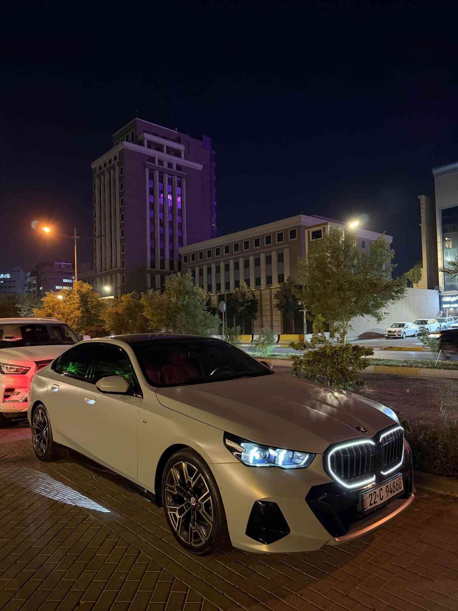 BMW 520i 3rush
2024 
53 hazar km   royya 
Zamane sharekay maya 
Hec hece nya sayaraka 
Ppf mat zamane 15 sall 
Ktab cham rash 
Welle 20 lo bastraya 
Masafat full 
Datasho 
5parda 
Panorama ful fullakaya 
Lo zanyare zyatr Datane 
Pyawande bkay ba *********** 
S3r 530 أربيل, العراق
