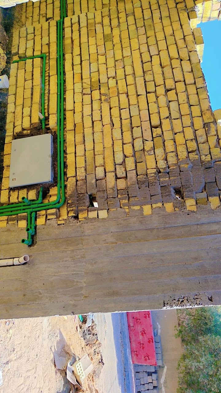 السلام عليكم تأسيس ماء ومجاري بحدث الطرق عملنه في كربلاء المقدسه تصل وبيك خير وتدلل ***********/***********
