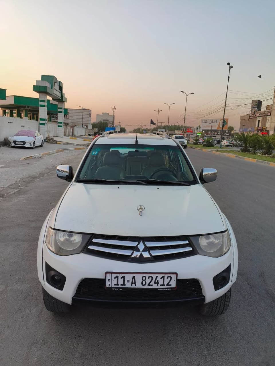 متسوبيشي باجيرو سبور
 شكل البيكم L200
7 راكب
موديل 2009
رقم انكليزي باسمي
وارد سعودي 
فول مواصفات
فتحه سلايد
تحكم ستيرن
شاشه وكامره
حساسات خلفيه
كير اوتوماتيك 
فور ويل ثكيل وخفيف وقفل اكسلات
كشنات جلد وكشن السايق كهرباء
مري شفط وكهرباء
سنتر ريمونت بلادي
تبريد منفصل قطعتين خلفي وامامي 
محرك 6 سلندر حبتور المرغوب
صدر امامي وخلفي جديد اصلي مؤسسه 
السياره مبدل بيهه جاملغ امامي ودعاميه اماميه
للبيع ب110 او مراوس بارخص مع فرق
مكاني بغداد ابودشير
*********** بغداد, العراق
