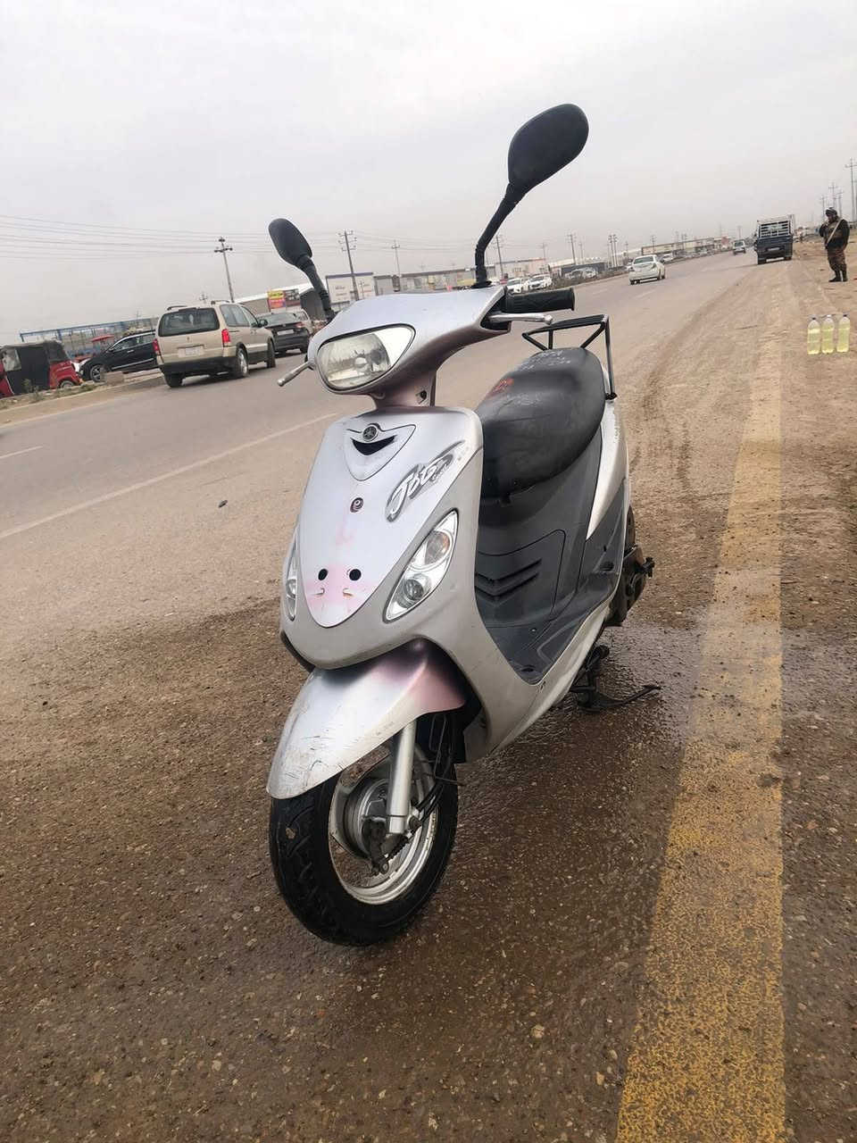 ماكس منغولي رمبه بايدي منزلها 
بيها كلوب زنون وشاحنه موبايل يعني مفوله برغي ممفتوح بيها شرط الفحص
السعر ٧٠٠ 
للتتواصل
 ***********
متواجد بديالى
