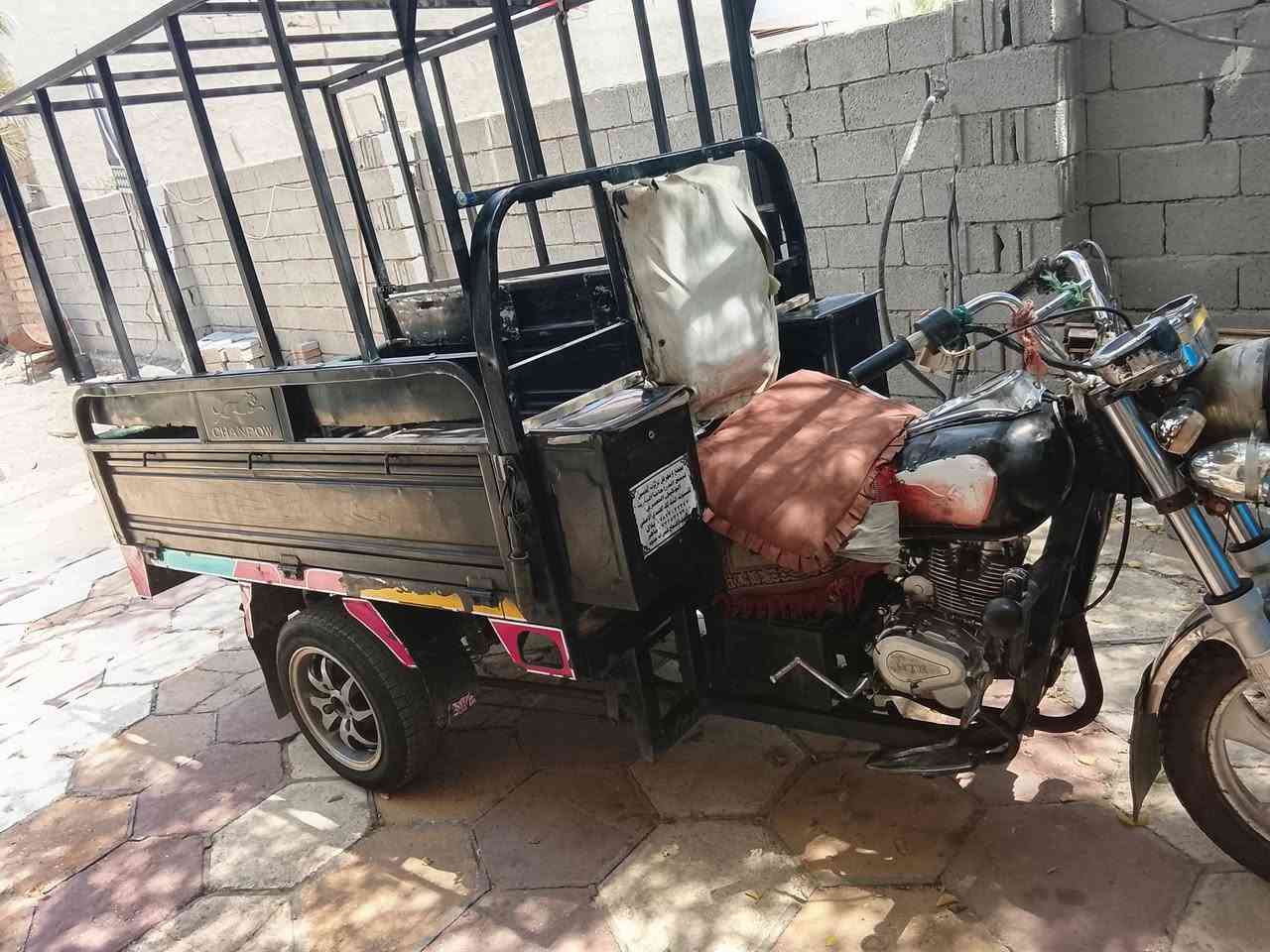 سلام عليكم ستوته للبيع شاصي 18 مكينه 25 تكتك جاهزه الف مذب معمرهة تعمير كامل من كهربايات من كلشي حته كاردن جديد حاط وبيهة محجر ستوته خير من الله كبل للشارع اوراق اصولي كبل بوجهك لترقيم اكاتبك فقط يم مكتب حسين ***********
