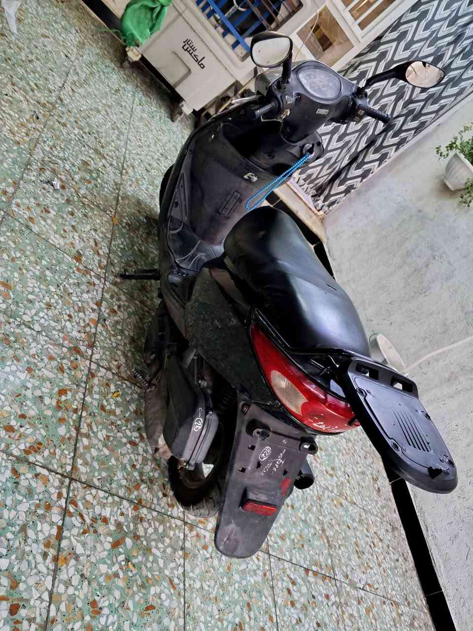سلام عليكم دراجه بريز للبيع كهربائيته كله شغاله لايت اشاير سلف هندر نكره وحده لا التبخير لانضوح المكينه الدرجه احله من الصور العنوان بغداد نهايت حيور سبع قصور الرقم ***********

