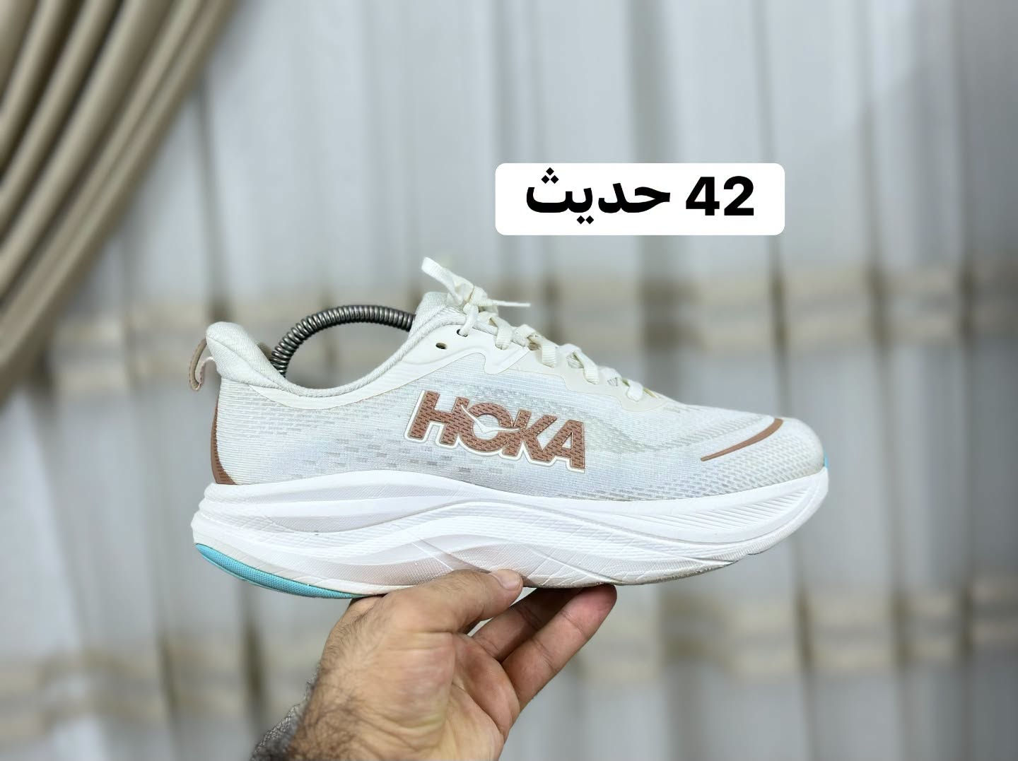 كسر بالة جديد وحديث 💣
القياس داخل كل صوره الاسعار مختلفه 
يوجد توصيل بغداد والمحافظات 🚚***********

نص مكتوب في الصور:
- 38 ونص يلبس 39 حديث
- 41 حديث
- 40 موديل 25
- 43 حديث
- 43
- حديث 41
- 44 ونص
- 42 حديث كربون
- 42 حديث