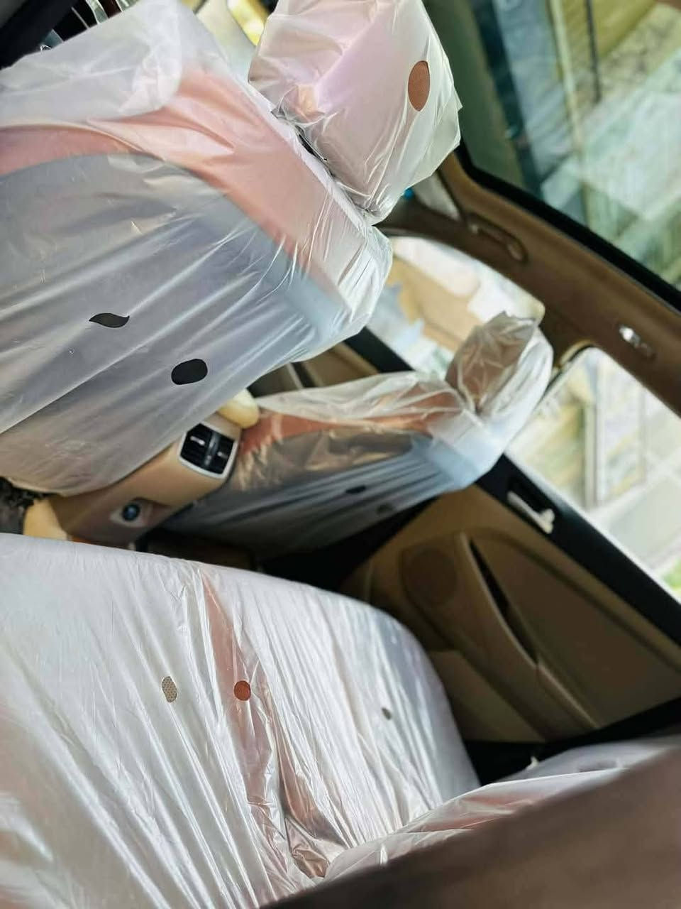 توسان 19 فول مواصفات رقم بغداد بسمي بيه طلقه بلبنيد وحسب السونار باب خلف سايق مرخين البراغي بس موتبديل مكاني بغداد النهروان ماشيه 129 حقيقي السعر185وبيه مجال رقم ***********
