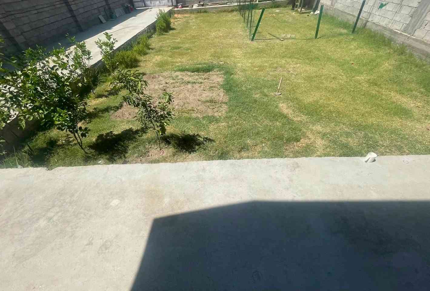 سلام عليكم بيت للبيع مساحه ٦٠٠سند ٢٥موقع الراشديه المراسمه يحتوي على ثلاث غرف نوم بناء طابوق للاستفسار اكثر اتصال على الرقم ***********
