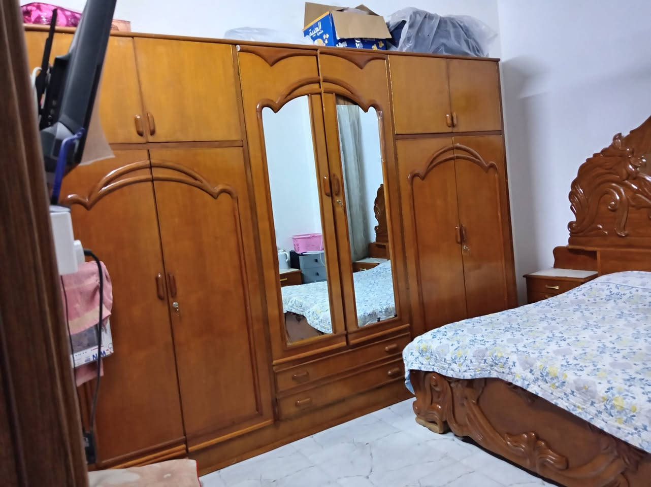 غرفه خشاب مستعمل خشب نضيف وثقيل
السعر 500 الف
التواصل ع الارقام الموجودة والخاص مفتوح 

***********
***********
